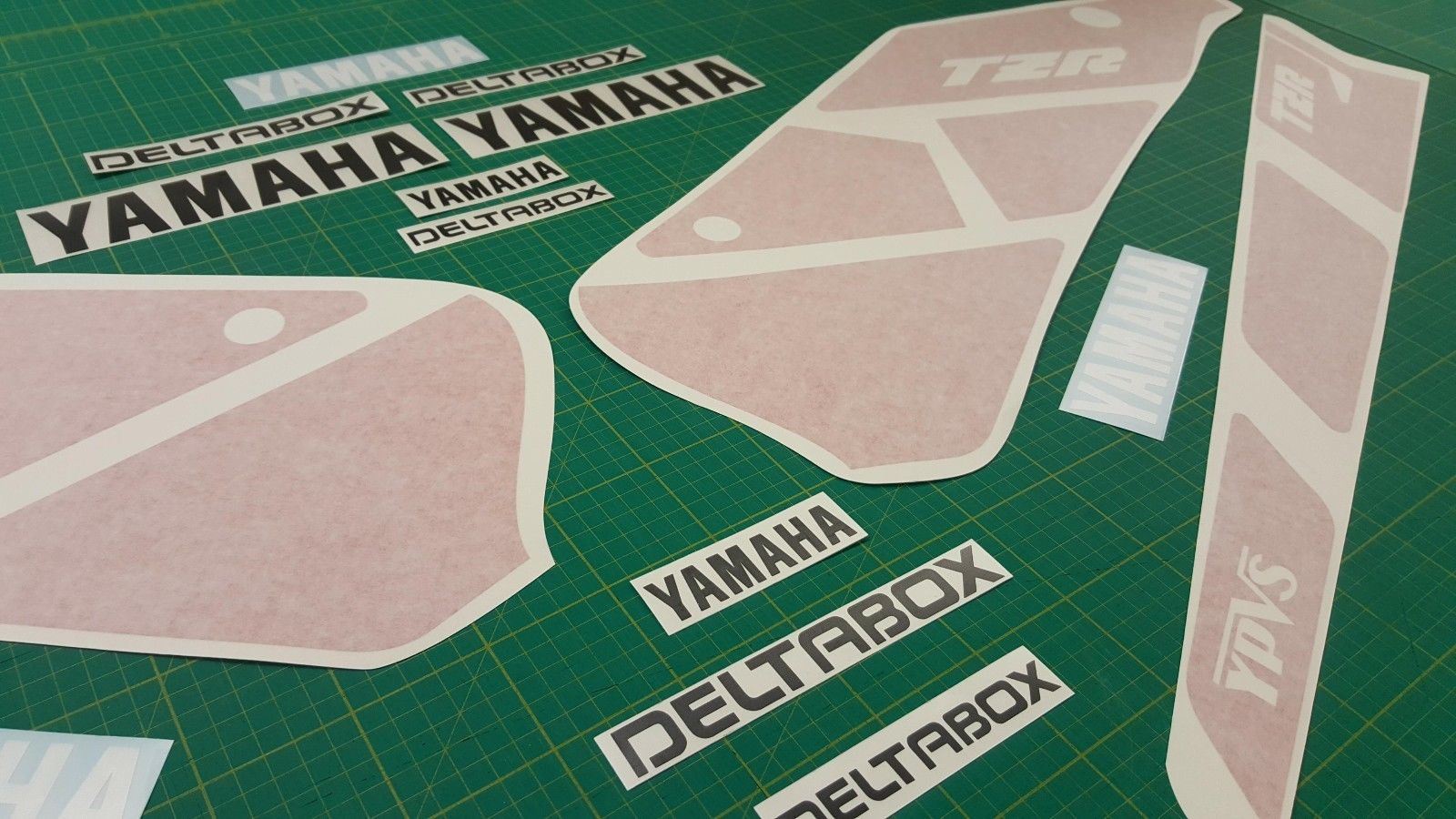 Autocollant / Sticker Yamaha TZR 125 (1990-1992) - Occasion En état Correct