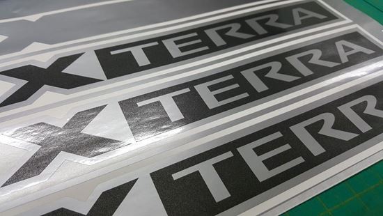 Zen Graphics - Nissan Xterra replacement Roof Bar Decals / Stickers