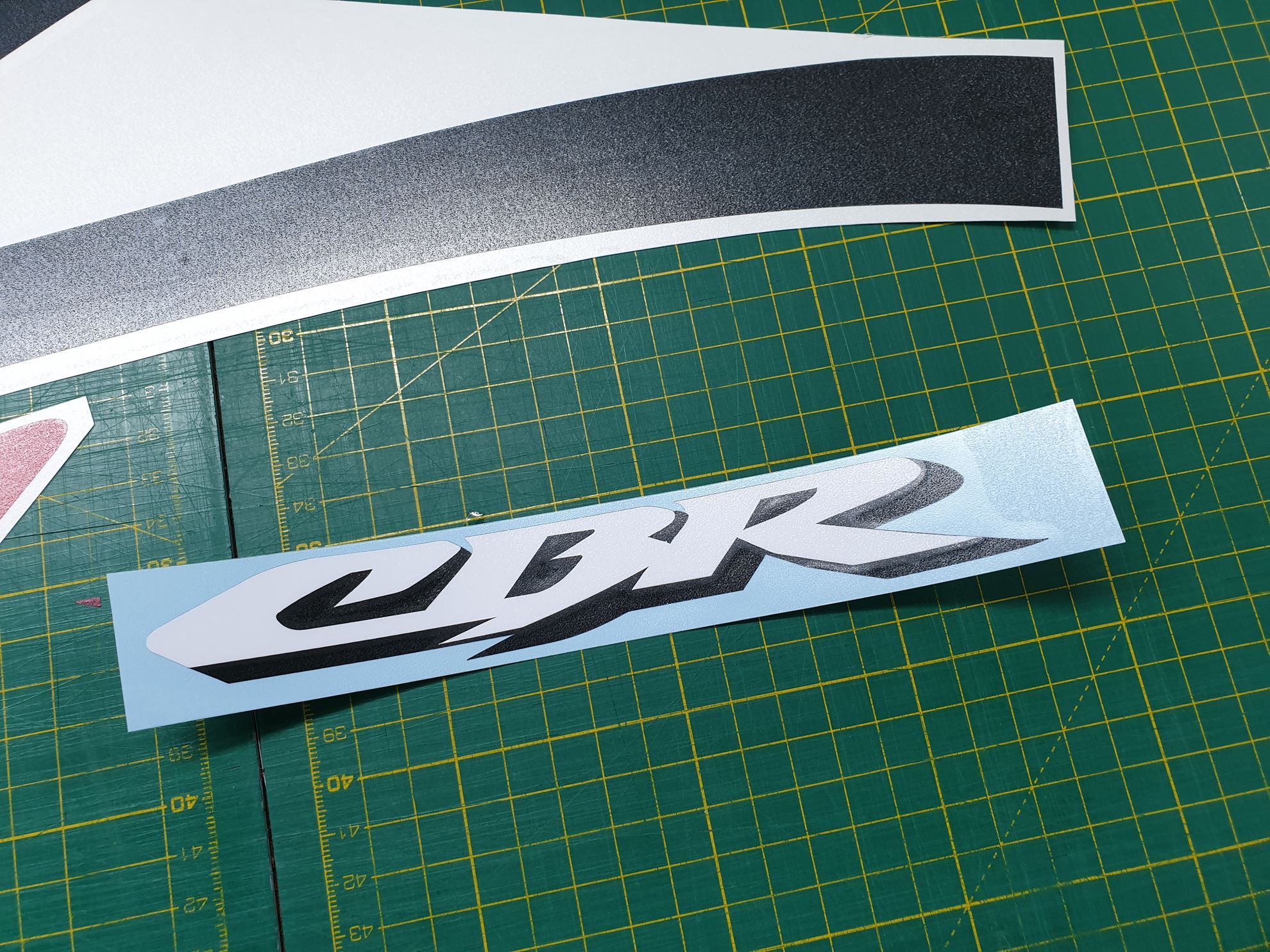 thumbnail image 2 of High Quality Decal Sticker Kit Compatible With Honda CBR 954 RR Fireblade 2002 - Made In Italy 2 of 2