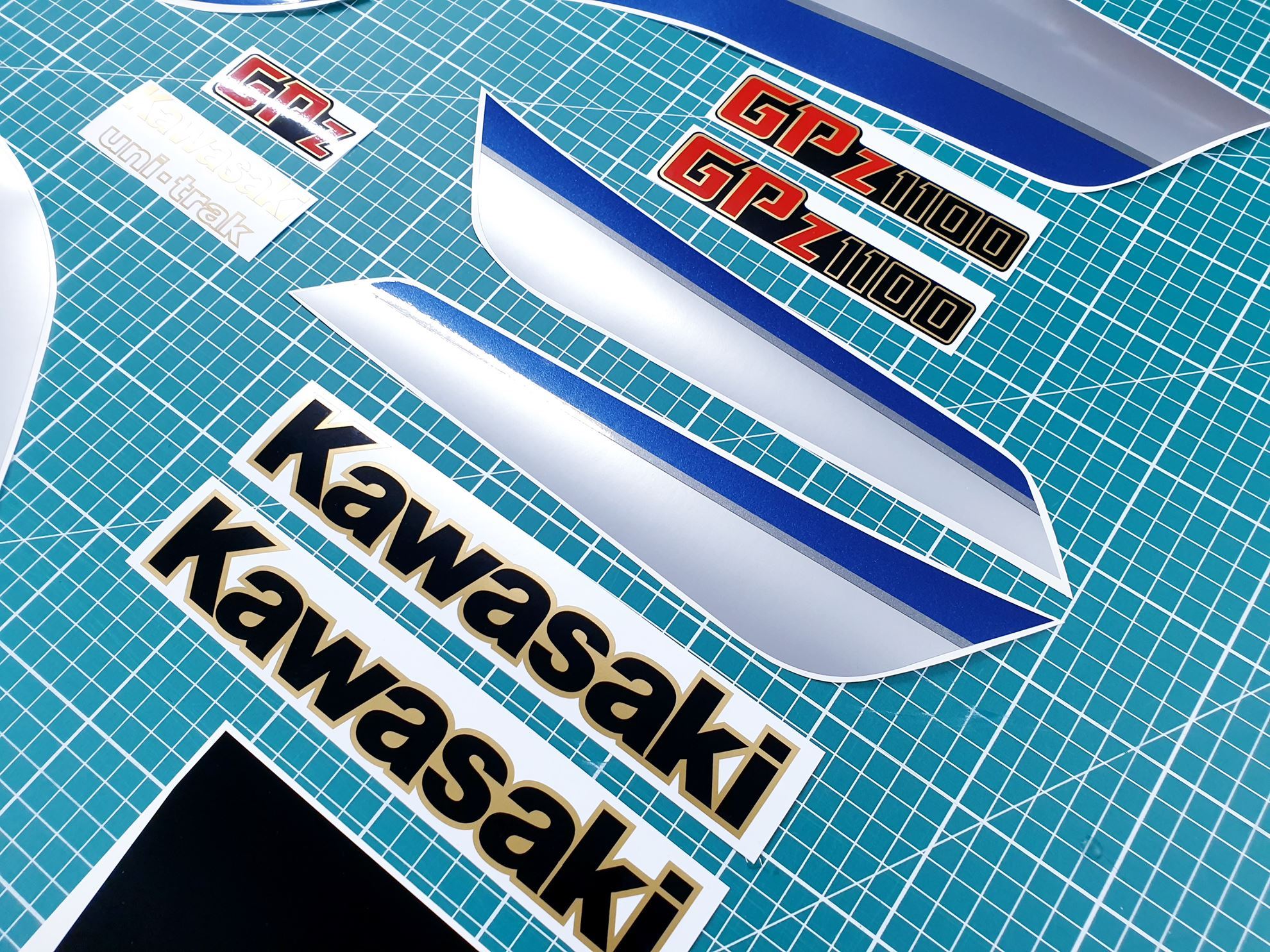 Zen Graphics Kawasaki GPZ 1100 1983 1984 full replacement Decals