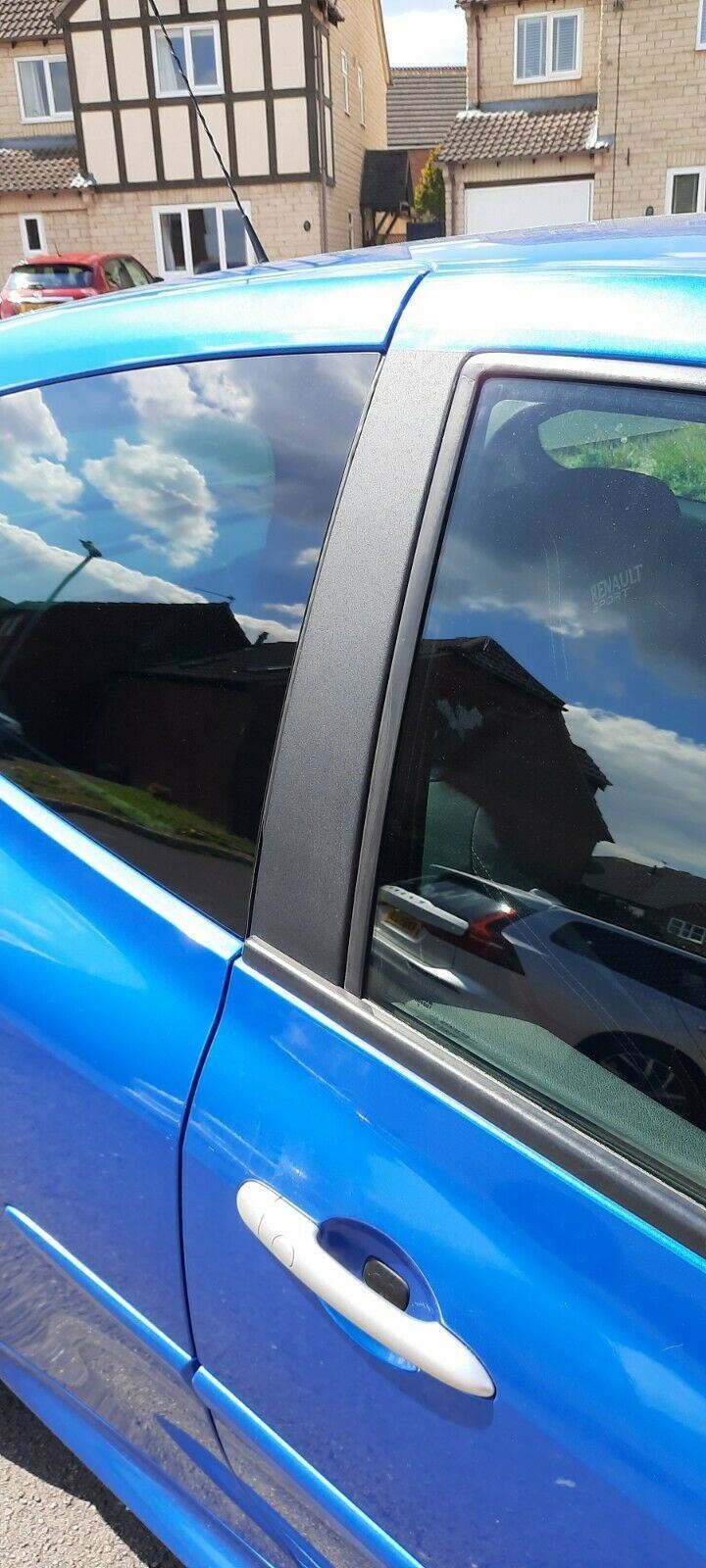 Zen Graphics Renault Clio Mk3 197 / 200 3 Door B Pillar Textured Matte Black Vinyl