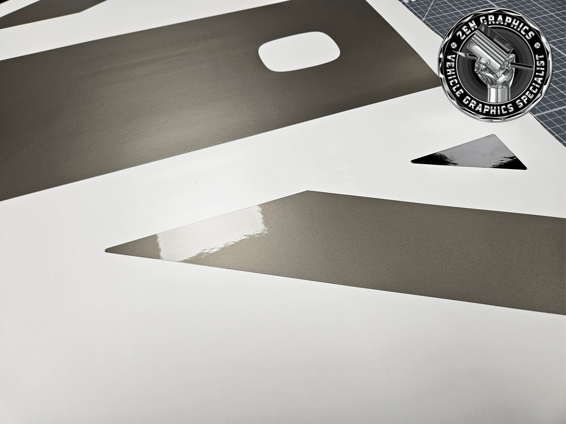 Zen Graphics - Mini F55 5 Door Black Jack Roof graphic / Sticker