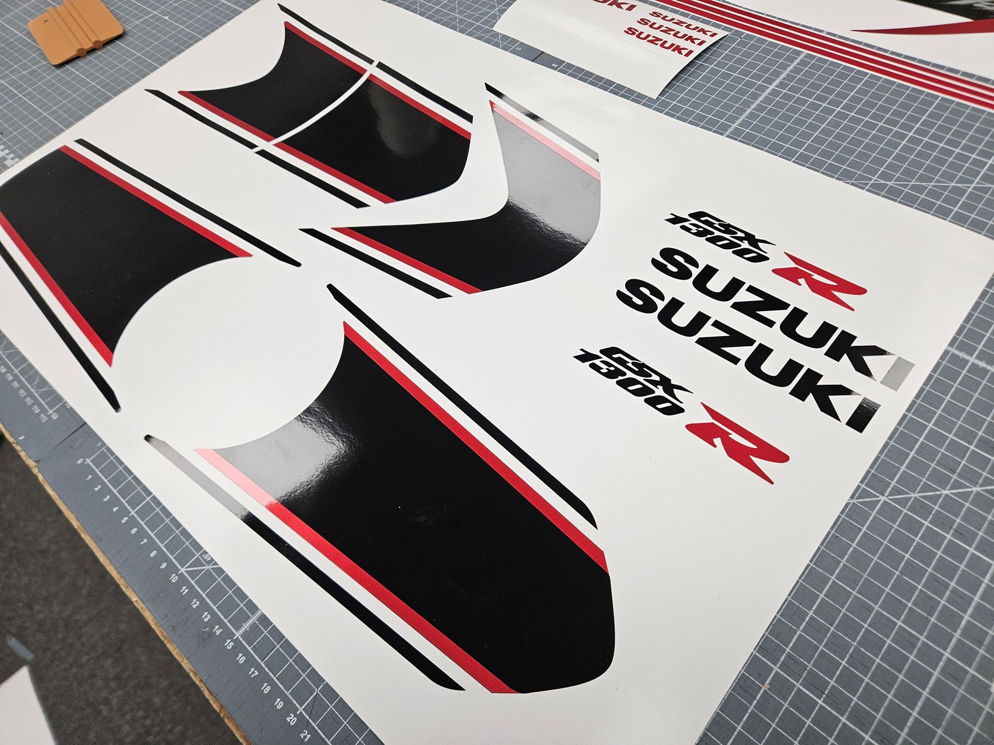 Zen Graphics - Suzuki GSX 1300R Hayabusa 2018 Custom replacement Decals ...